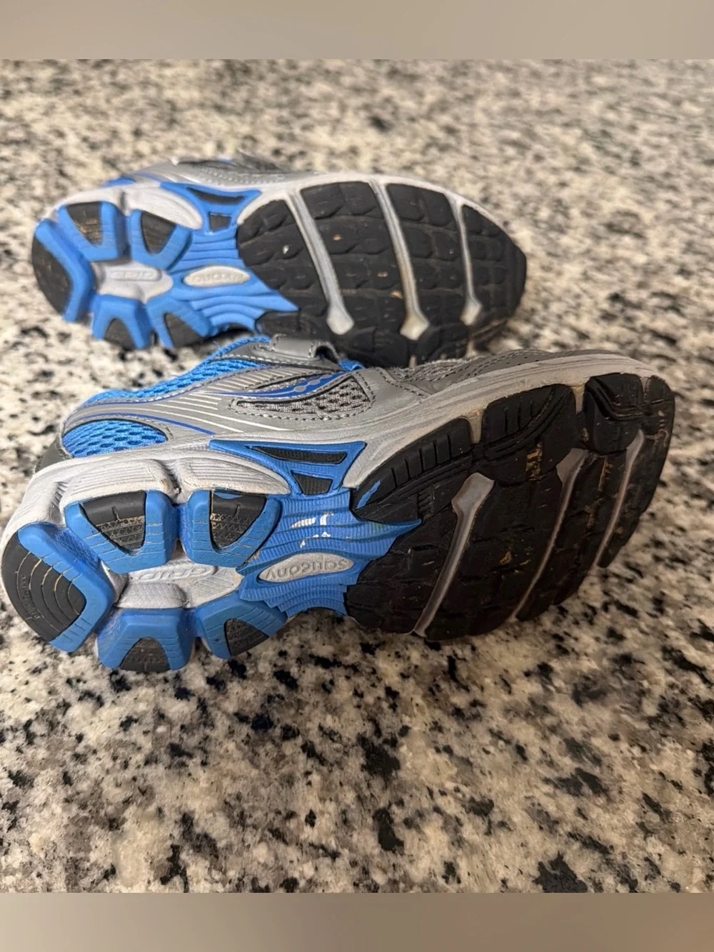 Saucony durable kids